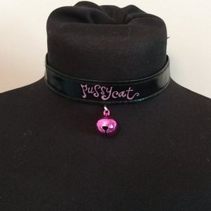 Pussycat Necklace